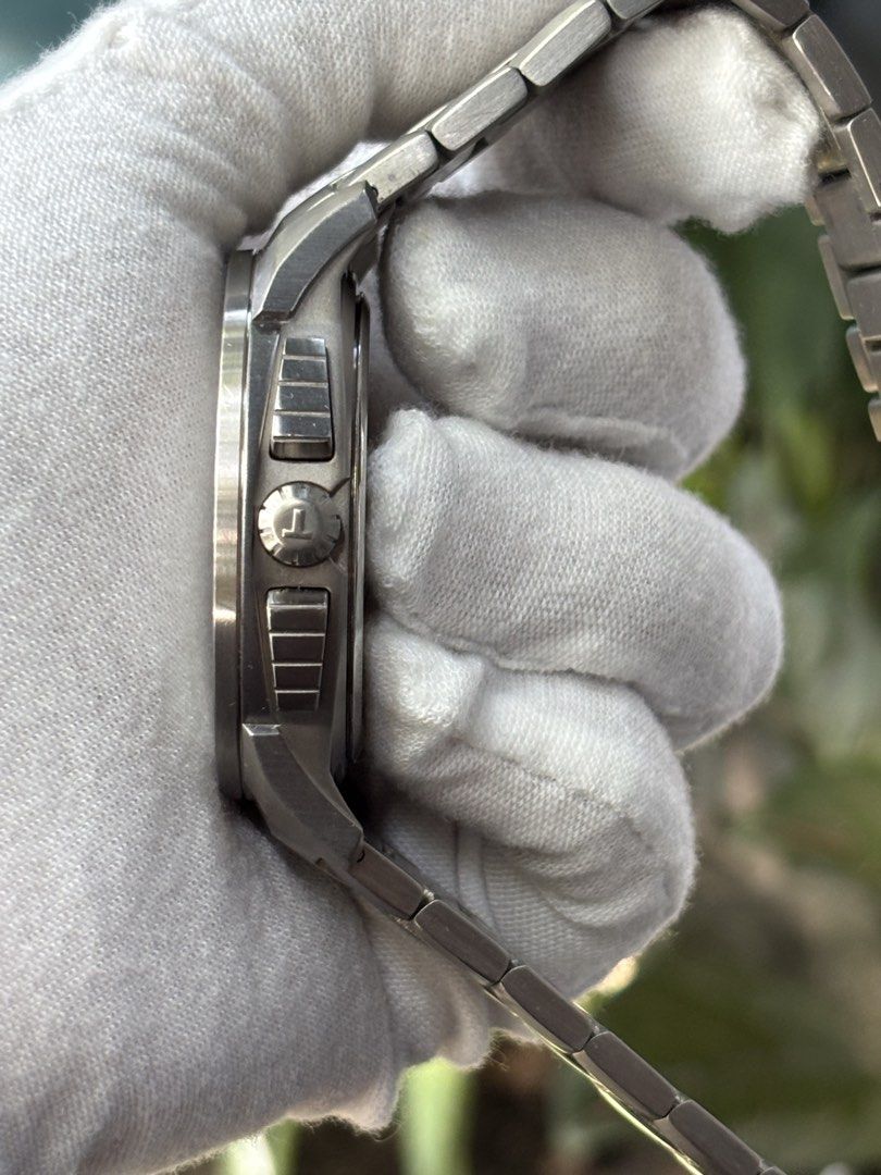 Tissot 1853 Chronograph Watch (Category: Men's Watches) located in Bacoor. Submitted by cryptl (Listing ID 1450173131, Image 2). Description: - Tissot 1853 Chronograph Watch - Swiss Made - White Dial with Date Window - Sapphire Crystal - Stainless Steel Bracelet.