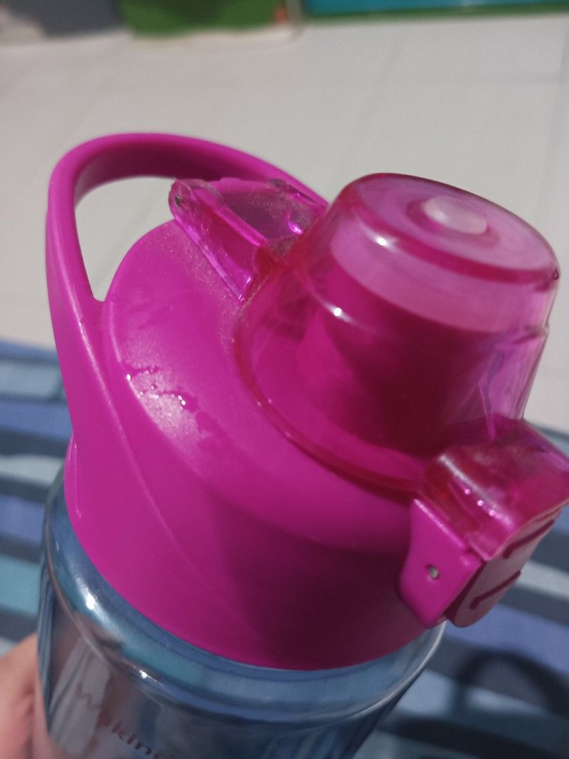 Transparent Water bottle (Category: Water Bottles & Tumblers) located in Manila. Submitted by justonemor27277 (Listing ID 1450257455, Image 2). Description: no flaws/issues needs wash cute nito and motivational pa para maubos water n'yo sissy! I think nasa 24oz po ito rfs I have a lot of water bottles not in use and I need to give space na talaga 😭.