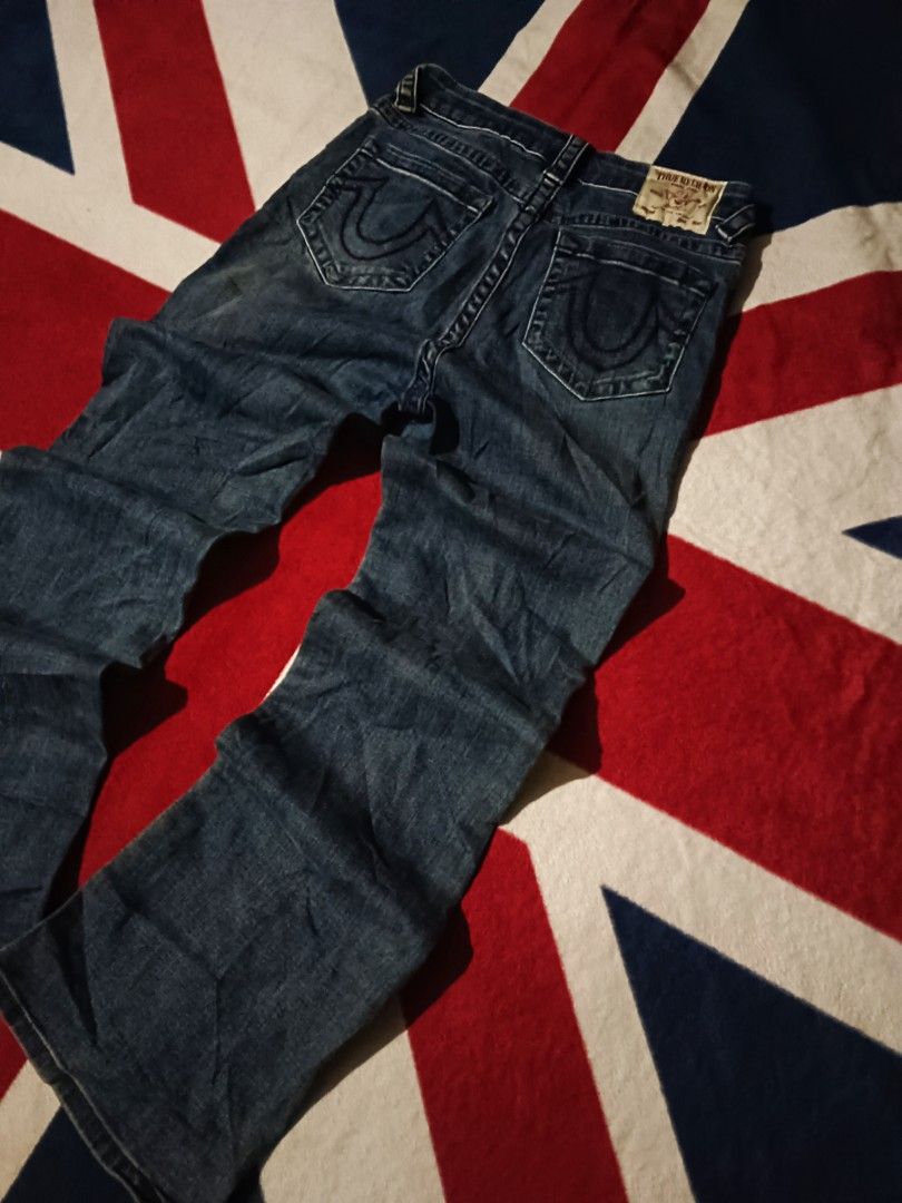 True religion women jeans (Category: Jeans) located in Santa Cruz. Submitted by rae_declutclothes (Listing ID 1450311325, Image 3). Description: dimes 27 wl 9 Thighs 39 length 8.5 hem.