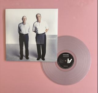 (Category: ) located in . Submitted by waste_records (Listing ID 1450156583, Image 1). Description: .