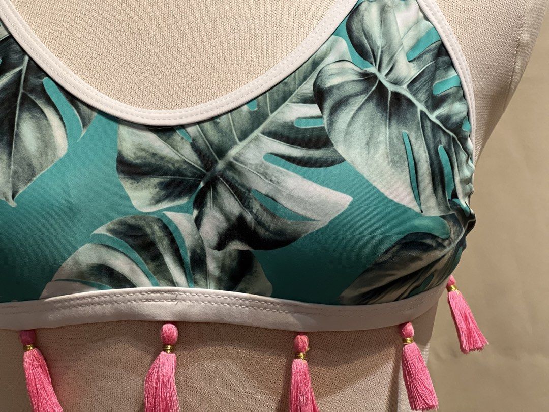 Two Piece Highwaist Swimwear (Category: Bikinis & Swimsuits) located in Pasay City. Submitted by annedeclutter (Listing ID 1450284514, Image 3). Description: .