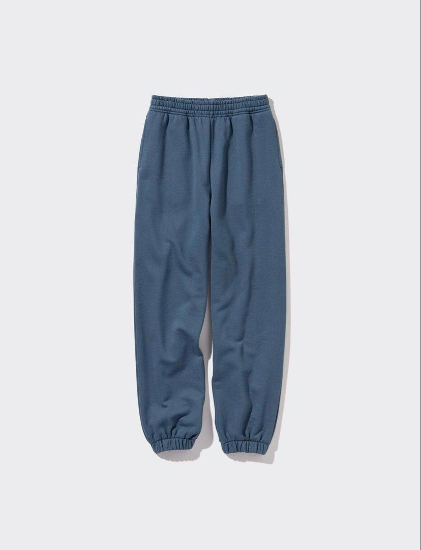 Uniqlo Sweatpants Joggers - White & Blue (Category: Joggers) located in Quezon City. Submitted by __hal (Listing ID 1450181673, Image 2). Description: - White: 450, used once - Blue: 350, well used, a bit of discoloration from washing but in good condition - Both size S - Discounted if getting both .