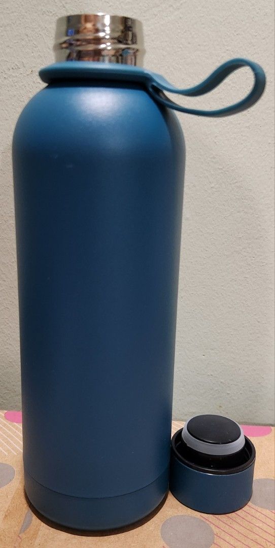 Vacumn water bottle