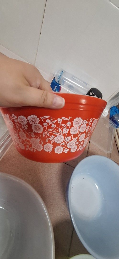 Vintage Pyrex Mixing Bowls Set Floral Pattern