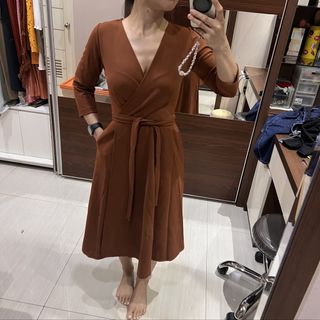 (Kategori: ) berada di . Dikirim oleh marve.closet (ID iklan 1450294027, Gambar 1). Deskripsi: .