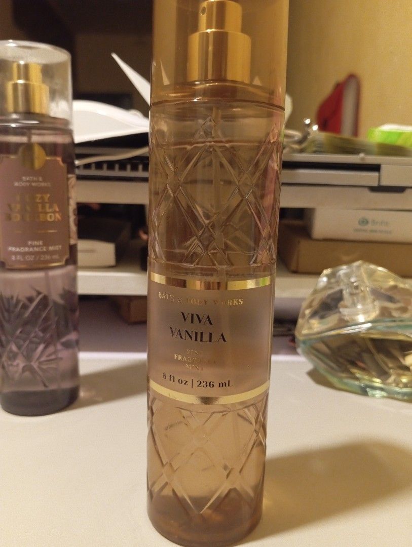 Viva Vanilla Bath and Body Works Mists (Category: Fragrance & Deodorants) located in Cavite. Submitted by aether-elementph_11 (Listing ID 1450317592, Image 1). Description: viva Vanilla Bath and Body Works Original 📍 ITALY 🇮🇹 check the Level of the mist..