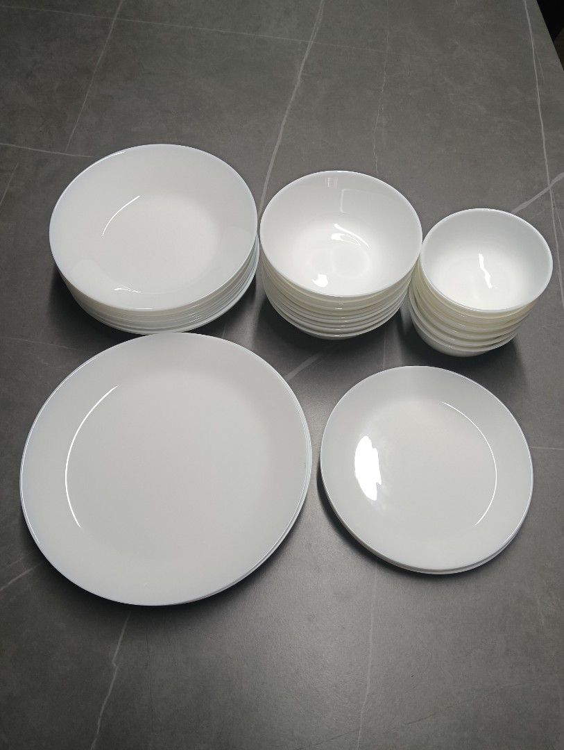White Ceramic Dinnerware Set - Plates and Bowls