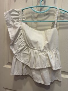 (Category: ) located in . Submitted by items.preloved.92 (Listing ID 1450234316, Image 1). Description: .