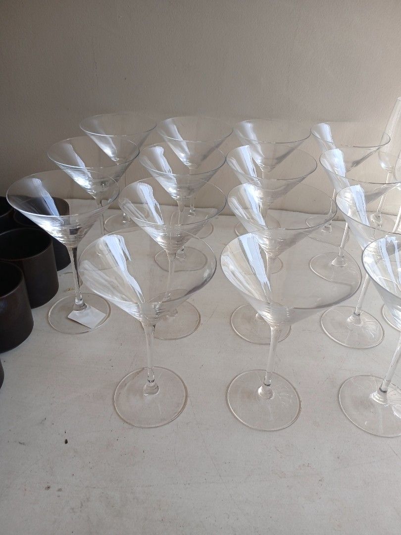 Wine and cocktail glass (Category: Coffee & Tea Tableware) located in Marikina City. Submitted by darthvader888 (Listing ID 1450204926, Image 1). Description: 25 pcs total 10 pcs- martini glass 15 pcs- chanpaigne glass no damage sold as a set.