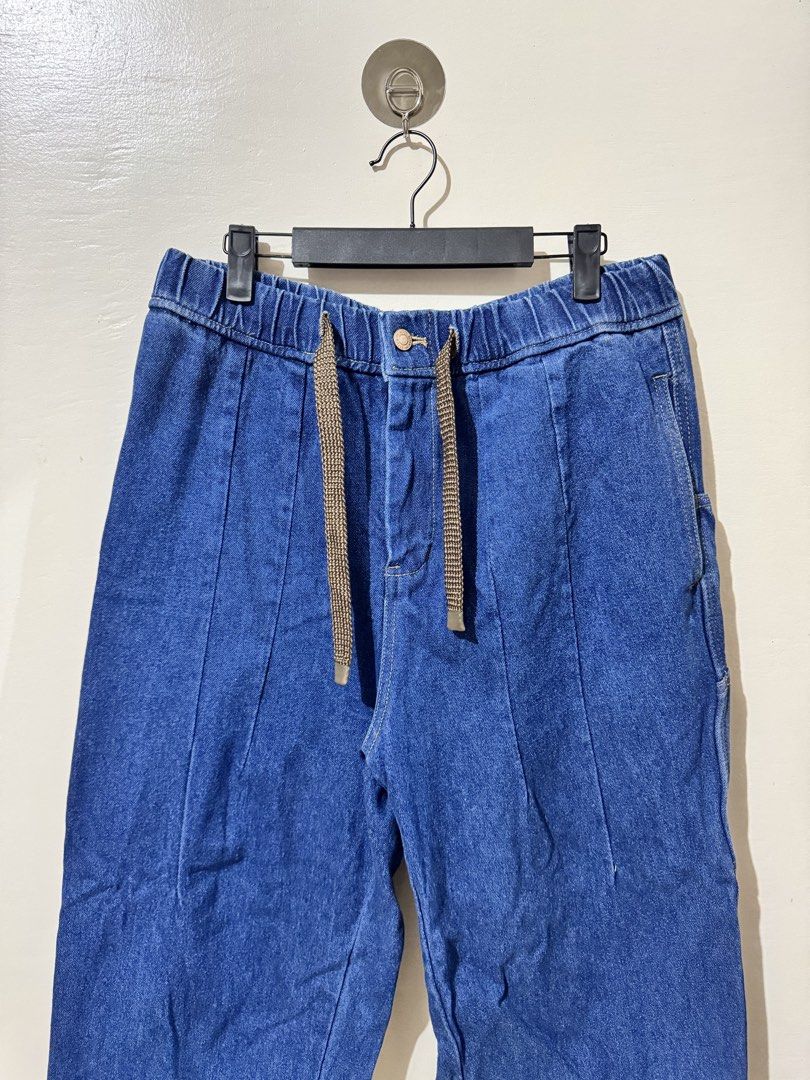 Workwear Retro Denim Pants (Category: Jeans) located in Bacolod City. Submitted by bi.fl (Listing ID 1450307260, Image 2). Description: Workwear Retro Denim Pants Waist 34-38 x Length 39 inches No issues / Pristine condition 🧾Mode of payment: GCash or Bank Transfer 📸Color may vary due to lighting 📏 Measurements are based from armpit to armpit (clothes width) and from waist to lowest hem (pants length) 💦 Items are washed and ready to use 📦 Sh