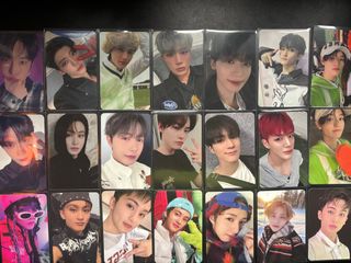 Wts nct 127 walk qq music starlight pcs, Toys & Collectibles, Fan