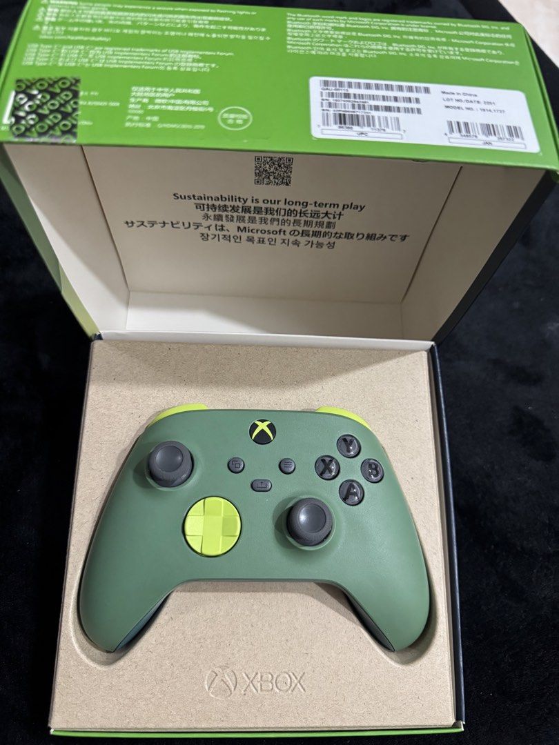 Xbox Remix Controller Wireless (Category: Other Gadgets) located in Tumpat. Submitted by mustaqim191 (Listing ID 1450257522, Image 2). Description: Xbox Remix Controller for sale Condition:9.5/10 Reason for sell:No time to use For more details just pm me.