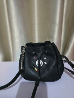 (Kategori: ) berada di . Dikirim oleh treasure.vintage (ID iklan 1450276655, Gambar 1). Deskripsi: .