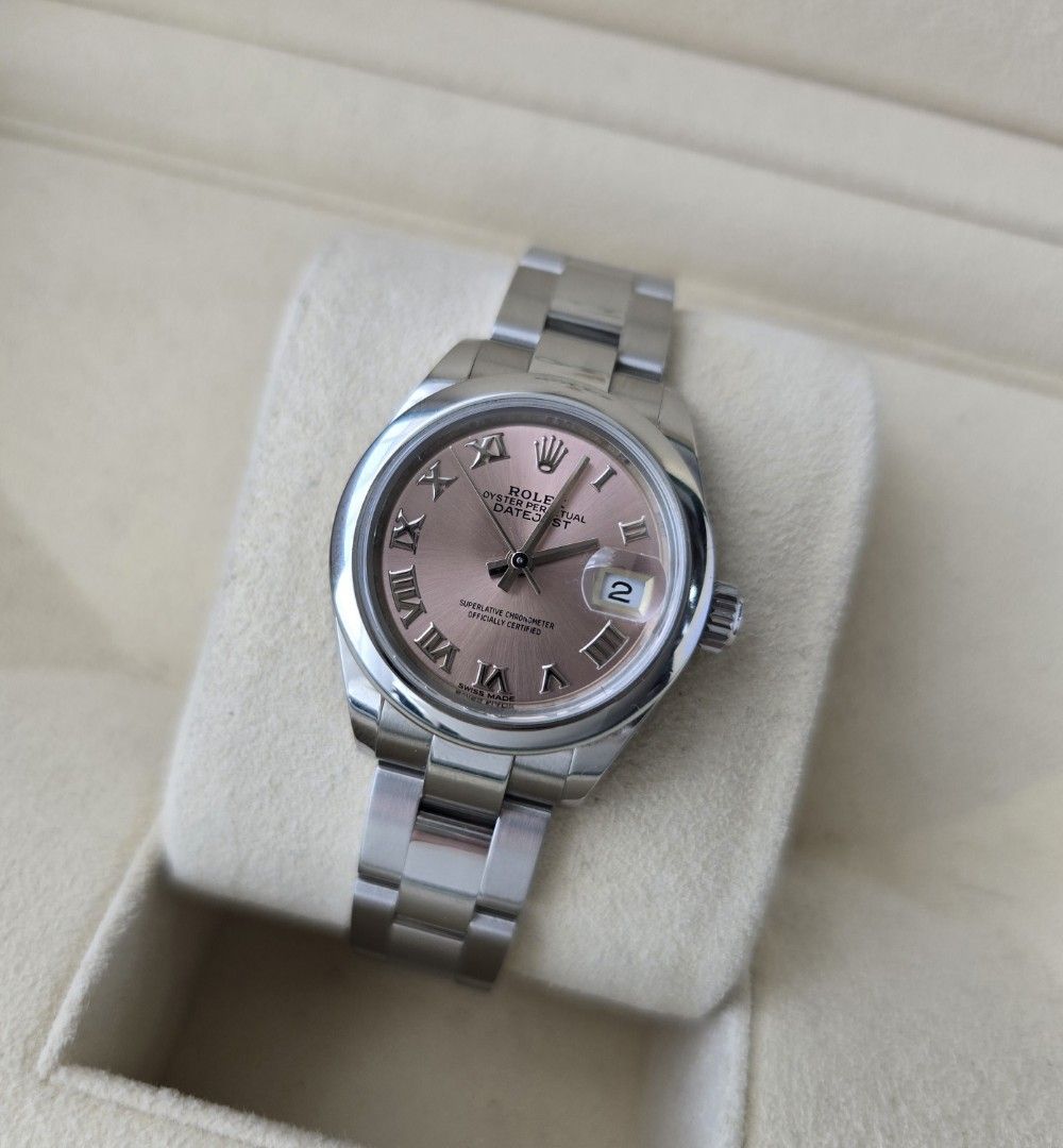 2019 Rolex Datejust 28mm Pink (Category: Luxury Watches) located in Mandaluyong City. Submitted by 88nac (Listing ID 1450367344, Image 1). Description: ☂️☂️ 2019 Rolex OP28 Pink 28mm 2019 - Foreign AD Pink Dial Full set 9.8/10 condition 428k Slightly Neg PM for inquiries.