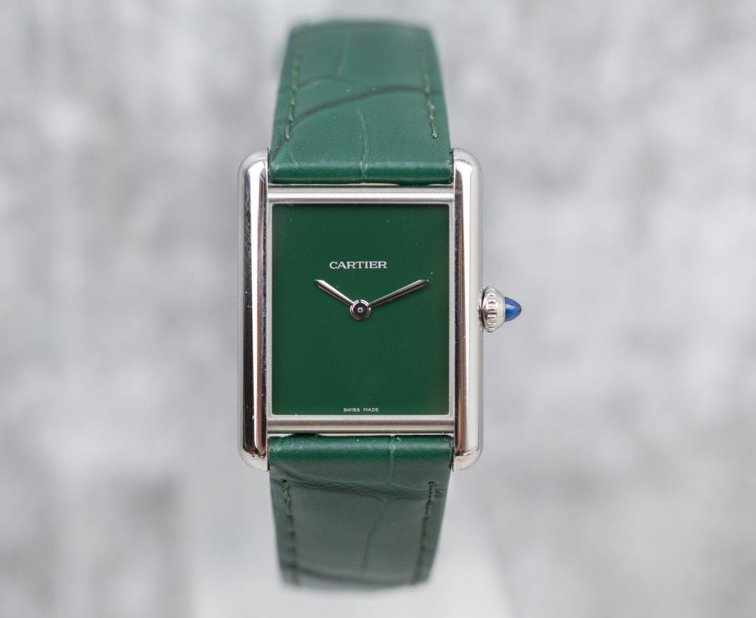 2025 Cartier Tank Green (Category: Luxury Watches) located in Mandaluyong City. Submitted by 88nac (Listing ID 1450366808, Image 1). Description: Cartier Tank Large 268k Slightly Neg Wsta0056 2025 Full set 9.8/10 condition Green / Large PM for inquiries.