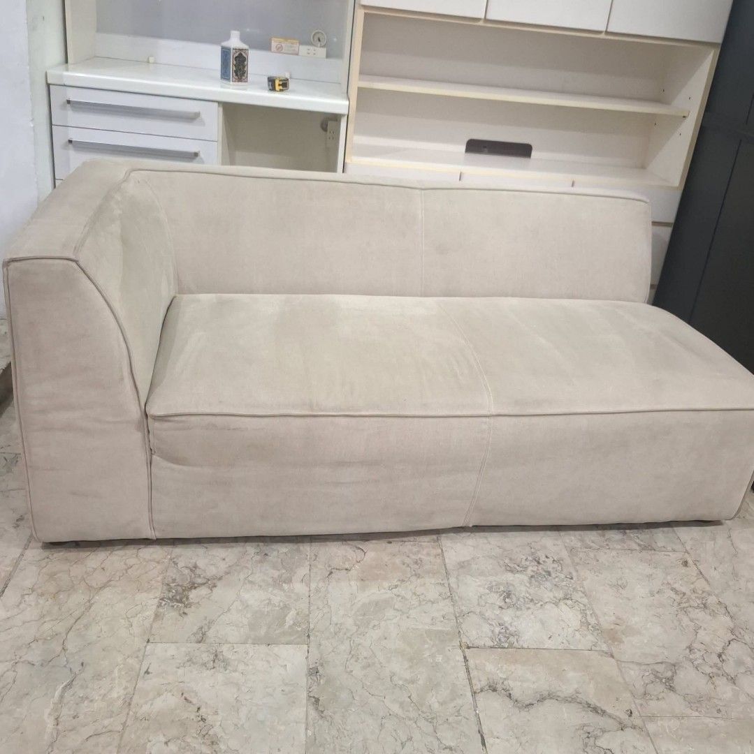 3 Seater Chaise Lounge Corner Sofa (Category: Sofas) located in Quezon City. Submitted by dannikkishoppe2 (Listing ID 1450462180, Image 2). Description: 3 Seater Chaise Lounge Corner Sofa ‼️₱9800‼️ *fabric, soft foam, solid wood frame *in good condition Please manage your expectations as there might be minimal flaws. Color may vary due to lighting, it may appear darker or lighter in person. Check photos first before buying. Please refrain from pu