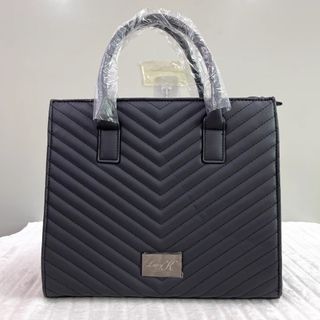 （分類：）位於 。 由 doota_mall 提交（商品編號 1450326327，圖片 1）。簡介： 。