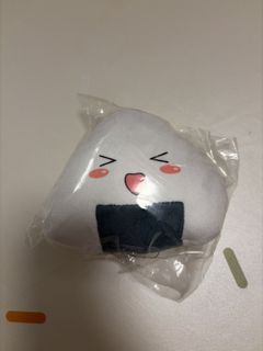 （分類：）位於 。 由 fluffypikas 提交（商品編號 1450488630，圖片 1）。簡介： 。