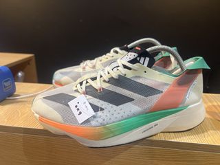 (Category: ) located in . Submitted by pakajolothriftstore (Listing ID 1450465478, Image 1). Description: .
