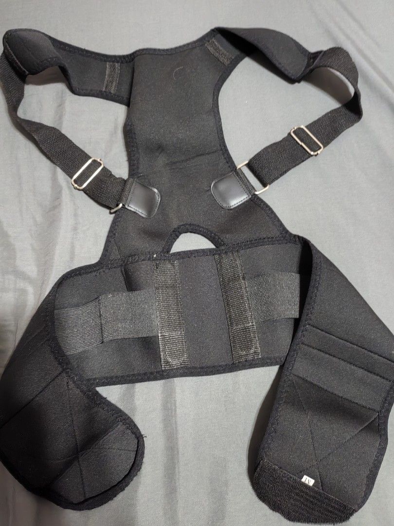 Adjustable Back Posture Corrector Brace (Category: Braces, Support & Protection) located in Mexico. Submitted by kitty_go (Listing ID 1450325901, Image 2). Description: - Helps improve posture - Adjustable straps for a comfortable fit - Wear it discreetly under clothes - Provides support for shoulders and back - Easy to put on and take off - Achieve better posture with this brace.