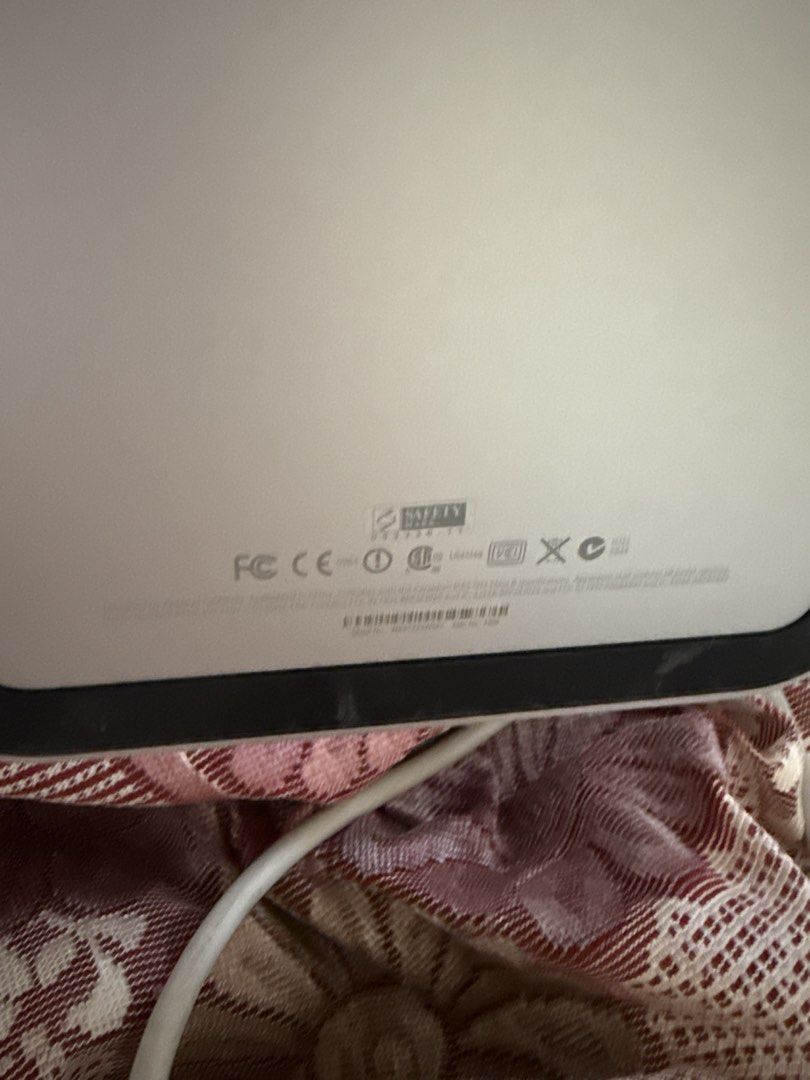 Apple iMac Desktop Computer512875929818245122