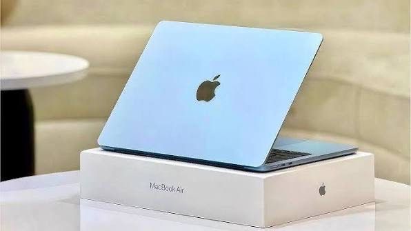 Apple MacBook Air M5 - Blue 16 GB 512 SSD