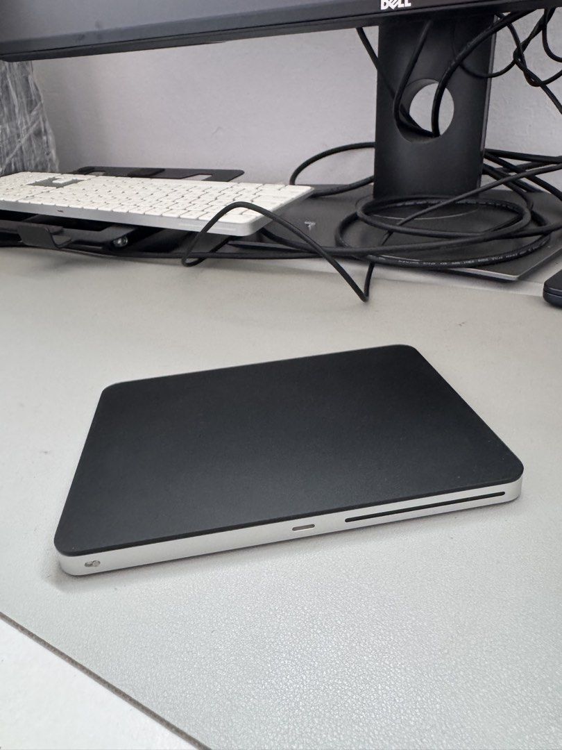 Apple Magic Trackpad (lightning) - Black multi-touch surface512728889631723522
