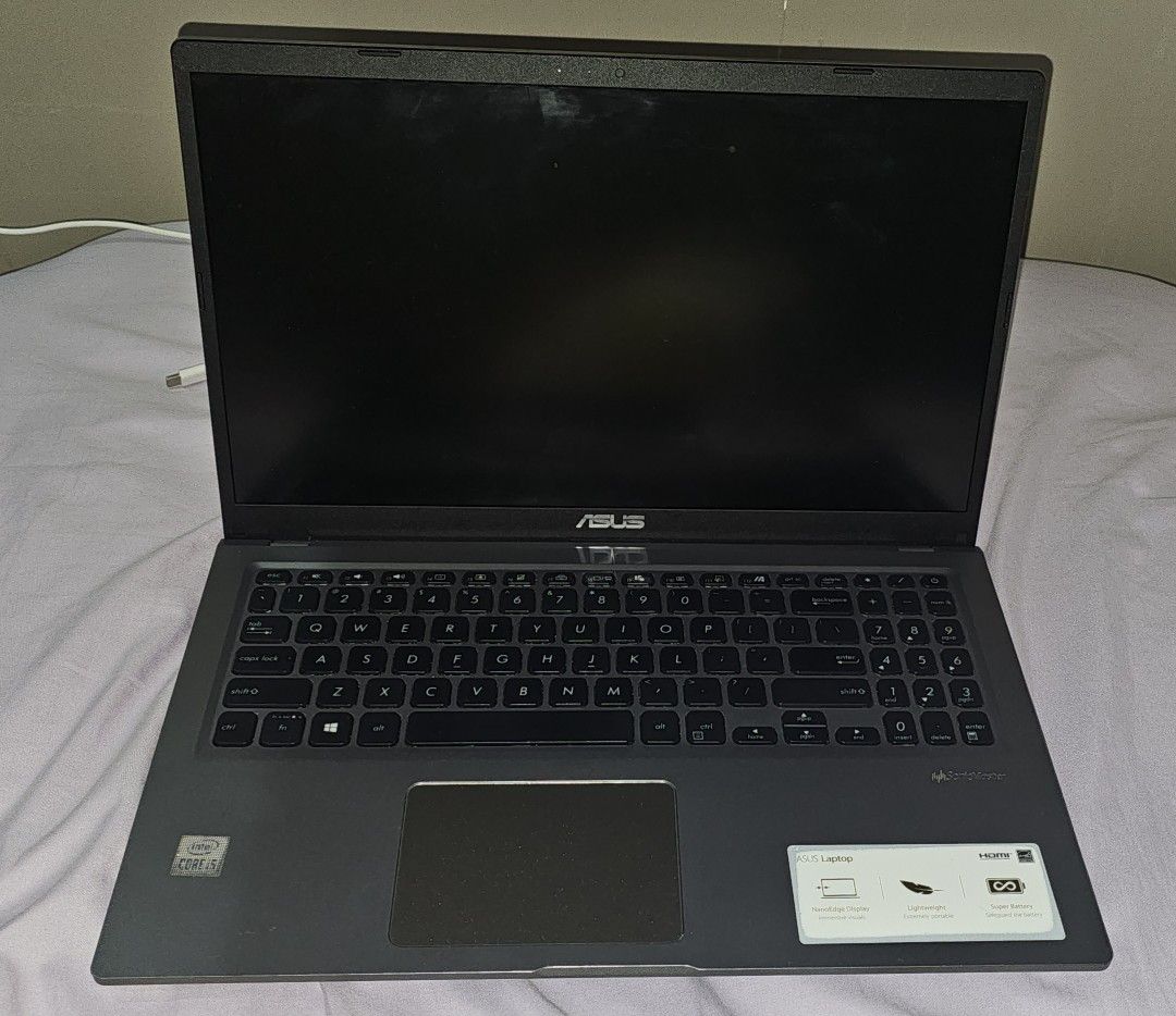 ASUS VivoBook X515JP Laptop (Category: Laptops & Notebooks) located in Manila. Submitted by ruszyyy (Listing ID 1450493889, Image 1). Description: 💻 FOR SALE: ASUS VivoBook X515JP Laptop ✨ Key Specifications Processor: Intel Core i5 (10th Generation) Memory: 8GB RAM (Fast 3200 MT/s) Storage: 512GB SSD (Plenty of space and fast boot times) Display: 15.6" Screen with 60Hz Refresh Rate Keyboard: Premium Backlit Keyboard (Great for typing in low lig