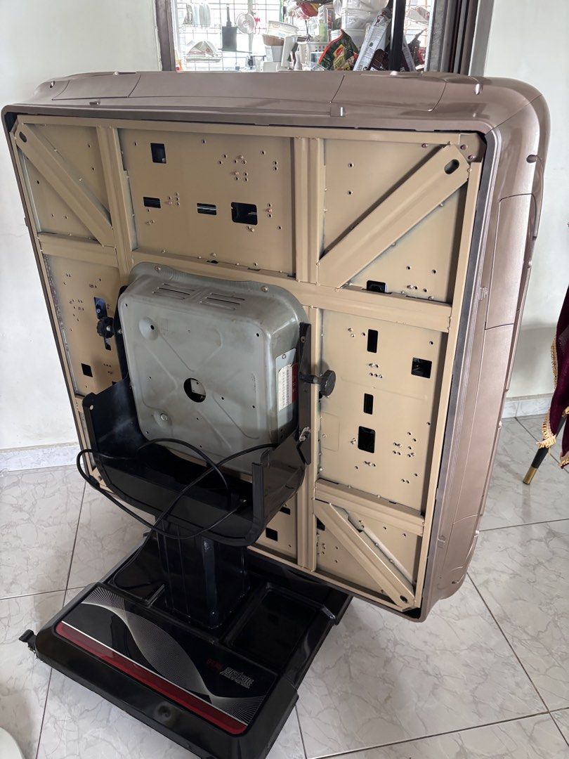 Automatic Mahjong Table (elevator) (Category: Tables & Sets) located in Singapore. Submitted by bejolly (Listing ID 1450367379, Image 3). Description: Not for fussy people. Used it to play once a week. Everything still works fine. Comes with two sets of tiles with no Fei. Please arrange for own delivery..
