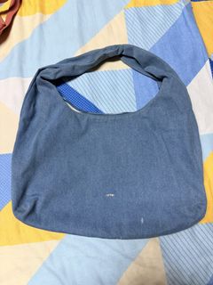 (Category: ) located in . Submitted by keyas.preloved (Listing ID 1450484651, Image 1). Description: .