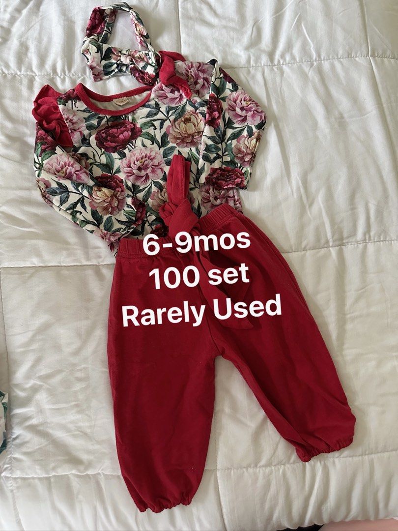 Baby Sleepsuits & Outfits Bundle (0-9 Months) (Category: Babies & Kids Fashion) located in Iloilo. Submitted by sheariah23 (Listing ID 1450436824, Image 3). Description: - Bundle of baby clothes for sale. - Includes sleepsuits suitable for 0-3 months with convenient two-way zippers. - Also includes outfits for 6-9 months. - Many items are rarely used. - One set of pants is brand new, never been used. - Made from soft cotton for baby's comfort. - 
