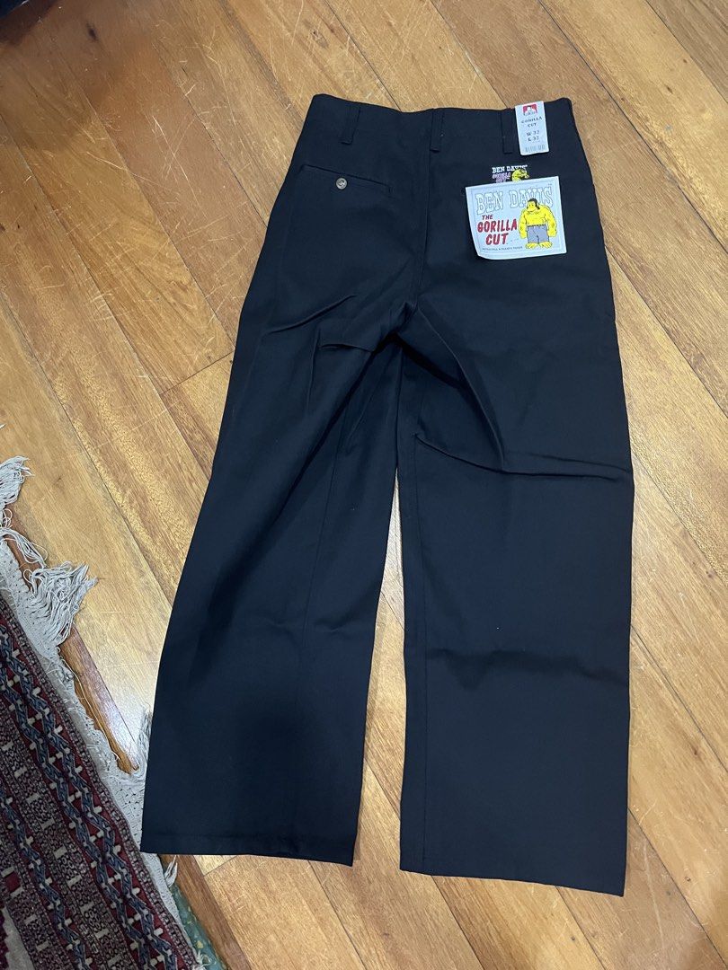 Ben Davis The Gorilla Cut Black Work Pants W32 L32 (Category: Jeans) located in Makati City. Submitted by marybary_ (Listing ID 1450415282, Image 3). Description: - Brand: Ben Davis - Model: The Gorilla Cut - Color: Black - Size: W32 L32 - Condition: New with original tags attached - Material: Tough and durable - Perfect for: Work or casual wear.