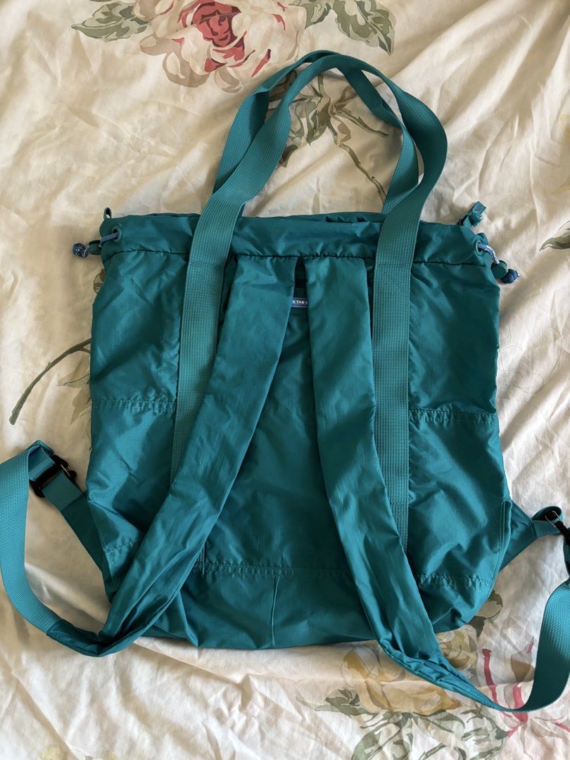 Beyond The Vines ParaPack 001 (Category: Backpacks) located in Quezon City. Submitted by jenos (Listing ID 1450379690, Image 2). Description: Teal color Size 001 Preloved Note: Small fray on zipper, marks on carabiner D-ring.