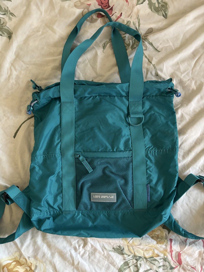 Beyond The Vines ParaPack 001 (Category: Backpacks) located in Quezon City. Submitted by jenos (Listing ID 1450379690, Image 1). Description: Teal color Size 001 Preloved Note: Small fray on zipper, marks on carabiner D-ring.