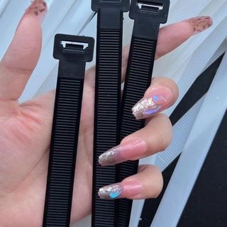 (Category: ) located in . Submitted by simplelife123123 (Listing ID 1450333085, Image 1). Description: .