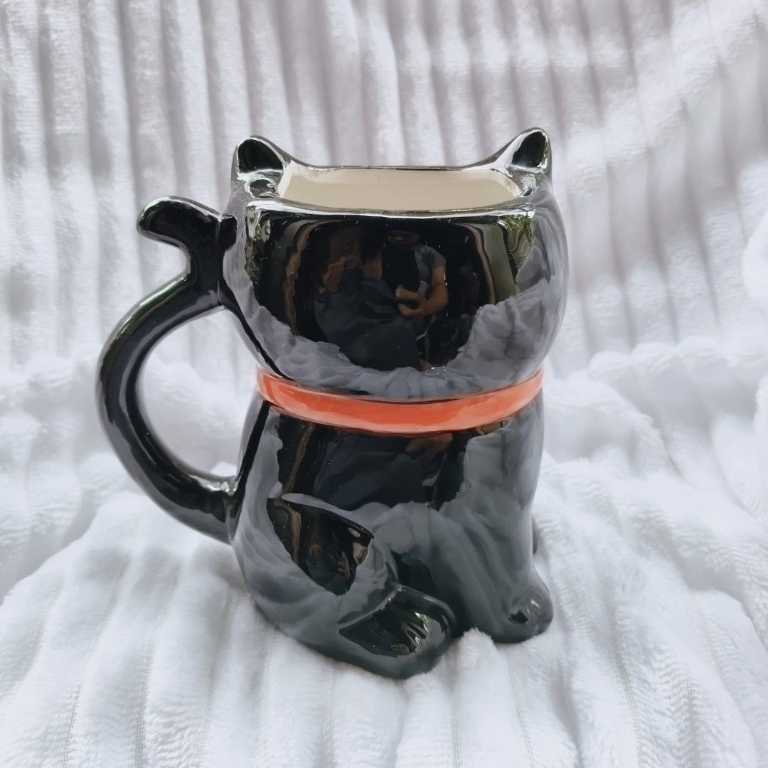 Black Cat Mug (Category: Coffee & Tea Tableware) located in Bontoc. Submitted by shaneebhee (Listing ID 1450490057, Image 2). Description: .