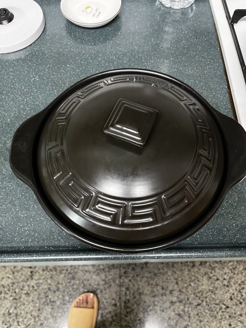 Black Ceramic Pot with Lid512509913062461441