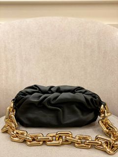 (Category: ) located in . Submitted by luxshare_preloved_ (Listing ID 1450448533, Image 1). Description: .