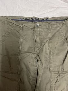 (Category: ) located in . Submitted by FA.CLOSET (Listing ID 1450434667, Image 1). Description: .