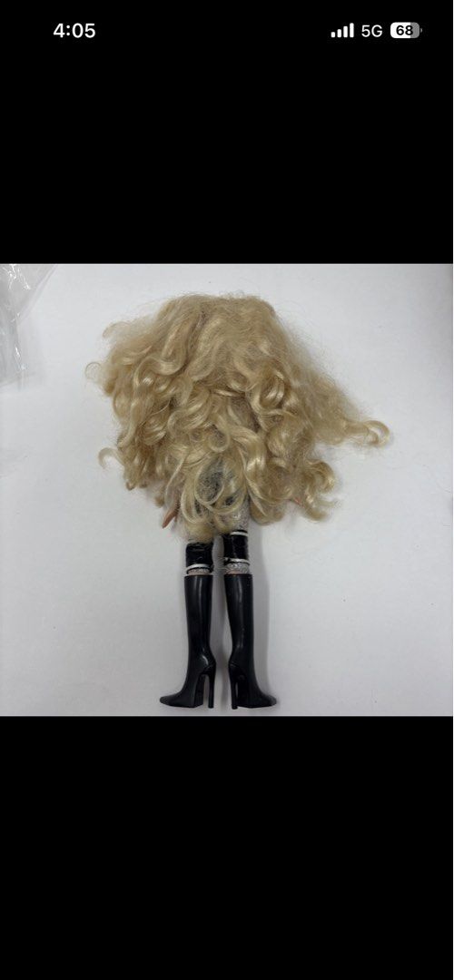 Bratz Dance Crewz Cloe Doll 2009 MGA Preorder (Category: Kids Toys) located in San Juan City. Submitted by bodakyellow123 (Listing ID 1450402438, Image 3). Description: .