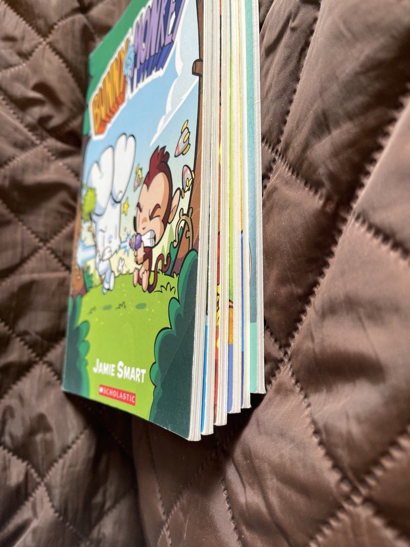Bunny & Monkey/Noodlehead （分類：小說及非小說）位於 Hong Kong。 由 purplegiraffe 提交（商品編號 1450515501，圖片 3）。簡介： 。