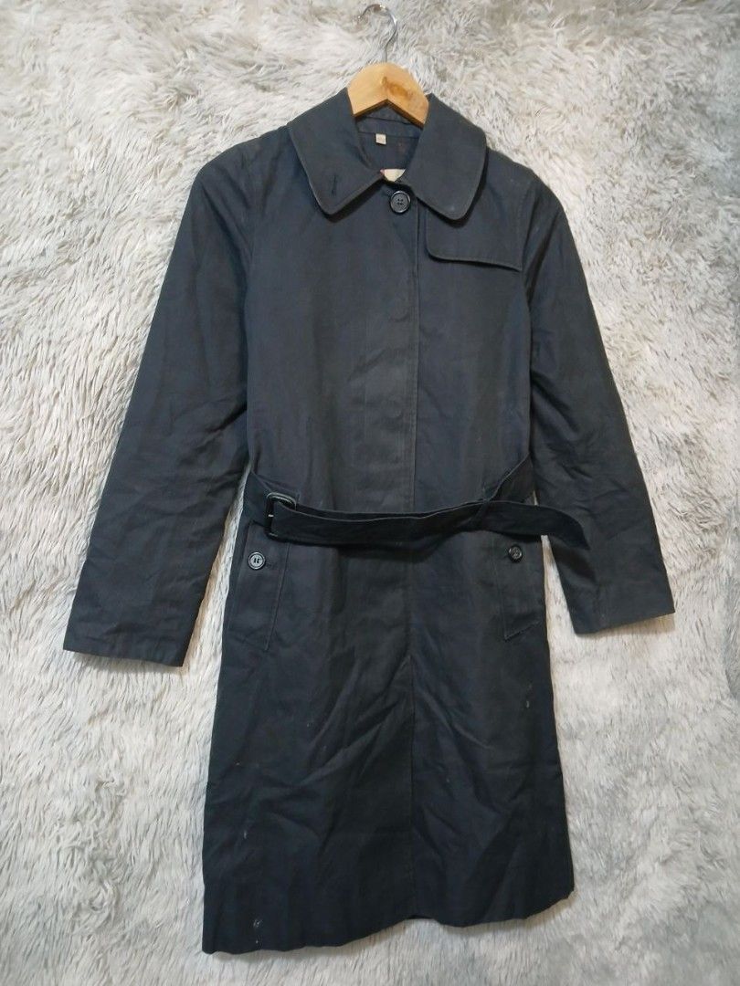 BURBERRY LONDON TRENCH COAT (Category: Coats, Jackets and Outerwear) located in Baguio. Submitted by shrrylsales (Listing ID 1450386692, Image 2). Description: BURBERRY LONDON TRENCH COAT VERYGOOD CONDITION COLOR RATE:9.5/10 NEEDS WASH ONLY SIZE 4 ON TAG 38*16.5 1280+SF💰 BAGUIO CITY LOCATION🎄.