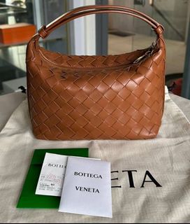 (Kategori: ) berada di . Dikirim oleh veronica1591 (ID iklan 1450454007, Gambar 1). Deskripsi: .