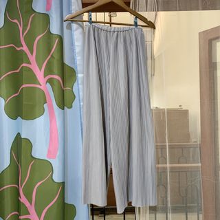 (Kategori: ) berada di . Dikirim oleh localnimbus2000 (ID iklan 1450448782, Gambar 1). Deskripsi: .