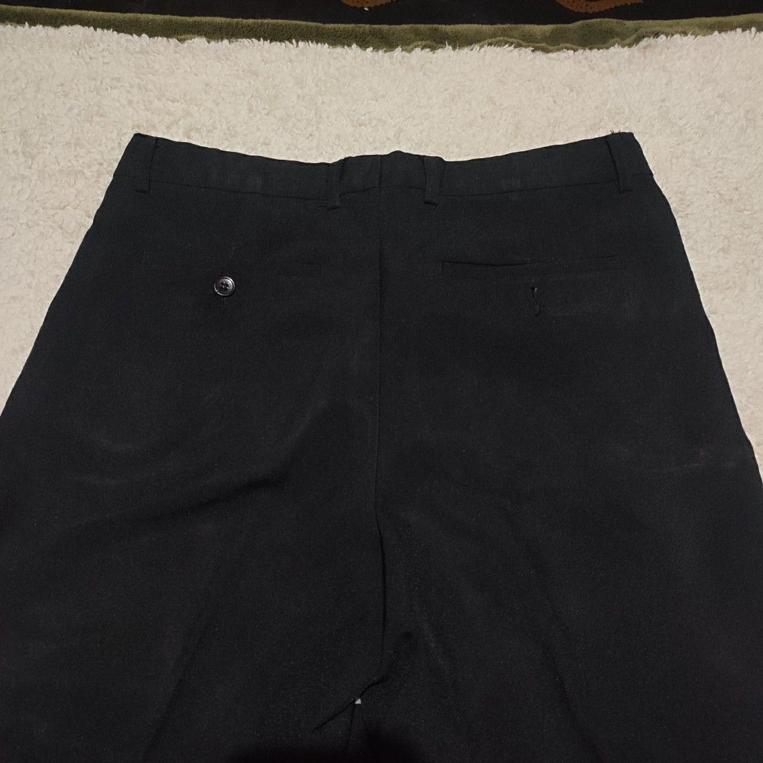 Chancellor 9000 Basic Trouser (Category: Other Bottoms) located in Manila. Submitted by anthonig (Listing ID 1450477769, Image 3). Description: Length: 37 inches outseam Width: 31 inches Hem: 8 inches Price: 300 pesos Condition: 10/10 Issues: none PM if interested or for inquiries Meetups within MANILA only Can do shipping at buyers expense.
