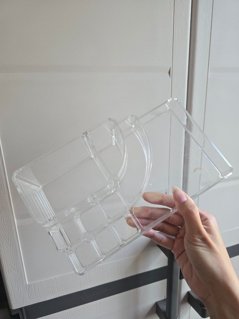 Clear Acrylic Makeup Organizer with Compartments (Category: Makeup) located in Paranaque City. Submitted by ministrwbrry (Listing ID 1450327298, Image 2). Description: - Transparent acrylic organizer - Multiple compartments for makeup and accessories - Keeps your vanity tidy and organized - Clear design for easy visibility of contents - Sturdy build for durability - Ideal for storing brushes, lipsticks, and more.