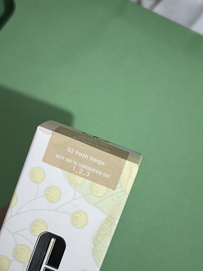 CLINIQUE EVEN BETTER SPF 50 (Category: Makeup) located in Marikina City. Submitted by mgdeclutteringph (Listing ID 1450464218, Image 3). Description: - Brand: Clinique - Product: Even Better Clinical Vitamin Makeup - SPF: 50 PA++++ - Shade: 63 Fresh Beige - Recommended for: Very Dry to Combination Oily Skin (Types 1, 2, 3) - Size: 1 fl.oz. liq. / 30 ml USED ONCE ONLY (2-3pumps used) BOUGHT AT SM AURA WITH RECEIPT.