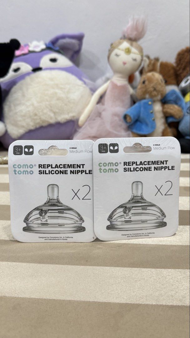 Comotomo teats Medium Flow 2 Hole (2 Pack) (Category: Breastfeeding & Bottle Feeding) located in Legazpi City. Submitted by madammiras_closet (Listing ID 1450360457, Image 1). Description: - Comotomo Replacement Silicone Nipples - Pack of 2 - Medium Flow (2-hole) - Designed in California, Made in Korea - Original Price: ₱1050.00 - ₱1298.00 - Excellent value for money!.