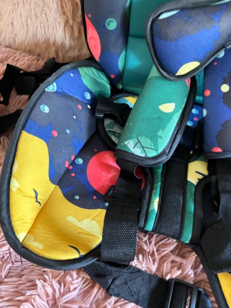 compact foldable car seat booster (Category: Car Seats) located in Balanga. Submitted by chaiee.btn (Listing ID 1450394506, Image 3). Description: ◦ with 5-point safety harness easy to install in car ◦ suitable for 1-6 yrs old ◦ soft, foldable, easy to clean H 44.5 cm / W 30 cm / D 24 cm ‣ decluttering sale, all must go! ‣ no issues, no stains ‣ all detailed pictures already posted ‣ NO: cancellations, returns, refunds ‣ Loc: Bataan ‣ MOD: J&T or