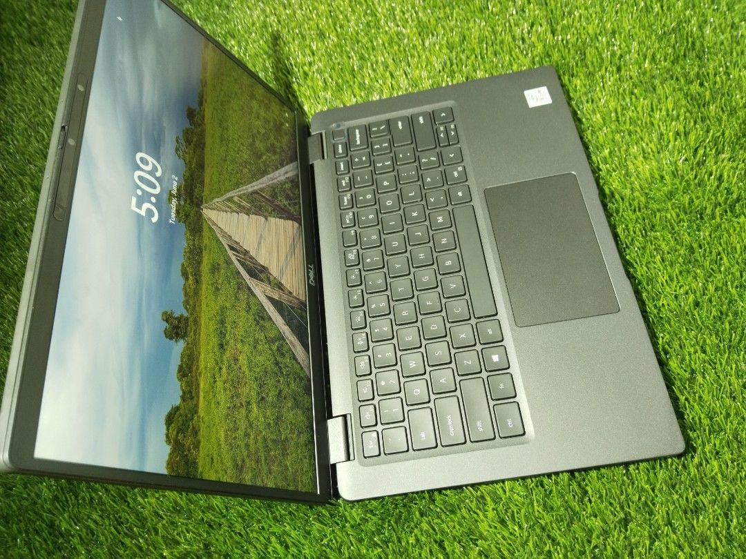Dell latitude intel core i5 processor super fast run sets slim model lite used recommended laptops perfect working conditions512874481011271682